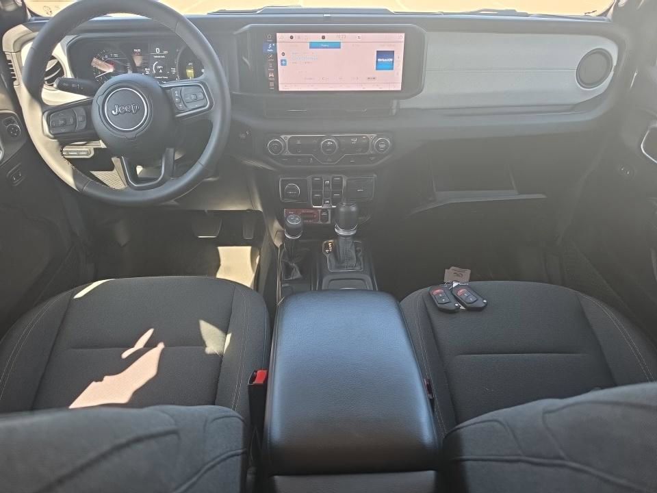 Used 2024 Jeep Wrangler Unlimited AWD/4WD image 7