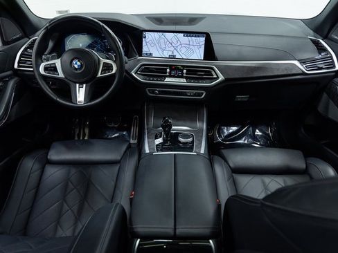 Used 2023 BMW X5 xDrive40i w/ M Sport Package image 21