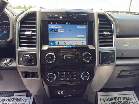 Used 2018 Ford F350 Lariat w/ Lariat Ultimate Package AWD/4WD image 15