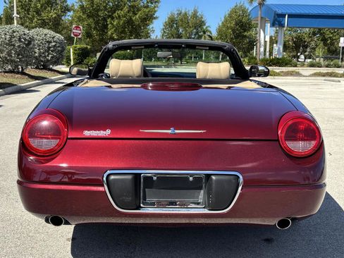 Used 2004 Ford Thunderbird Deluxe image 24