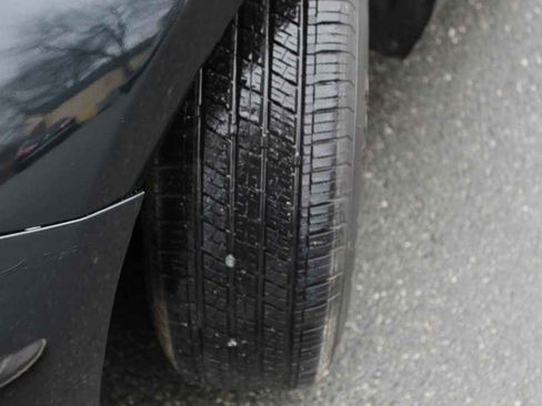 Used 2016 Toyota Camry LE image 30