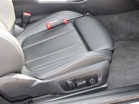 Used 2025 BMW 430i Coupe image 17