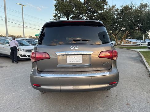 Used 2016 INFINITI QX80 Luxe w/ 22" Wheel Package image 6