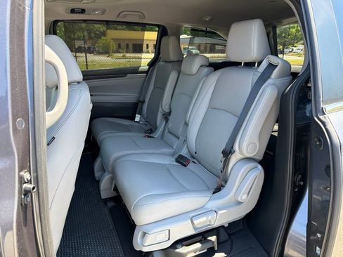 Used 2024 Honda Odyssey Touring image 15