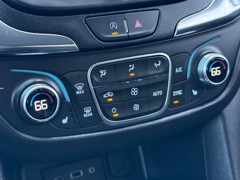 Used 2024 Chevrolet Equinox LT image 22