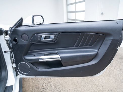 Used 2022 Ford Mustang Premium RWD image 20