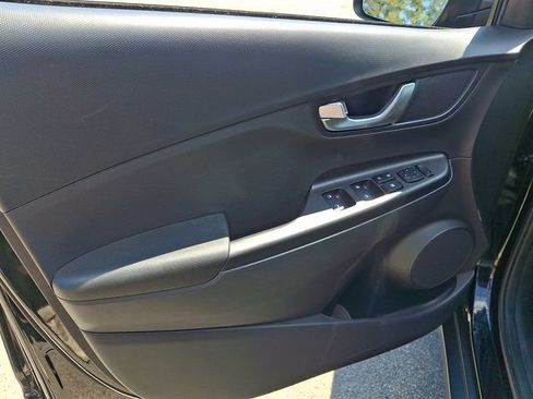 Used 2023 Hyundai Kona SE FWD image 14