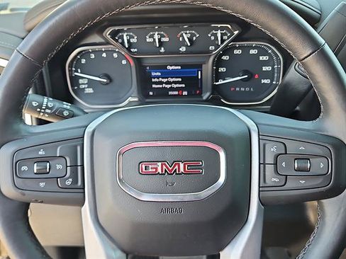 Used 2021 GMC Sierra 1500 SLT w/ X31 Off-Road Package AWD/4WD image 16