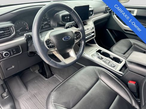 Used 2023 Ford Explorer XLT w/ Equipment Group 202A AWD/4WD image 2