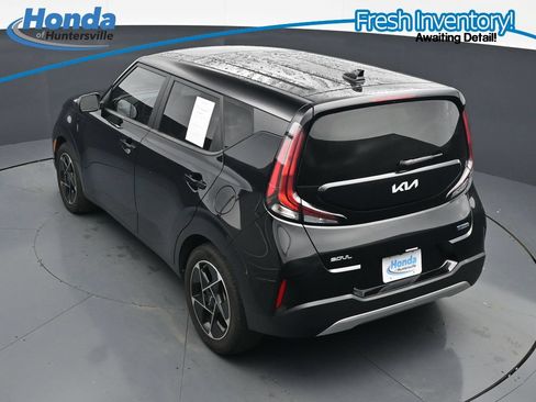 Used 2024 Kia Soul EX FWD image 25