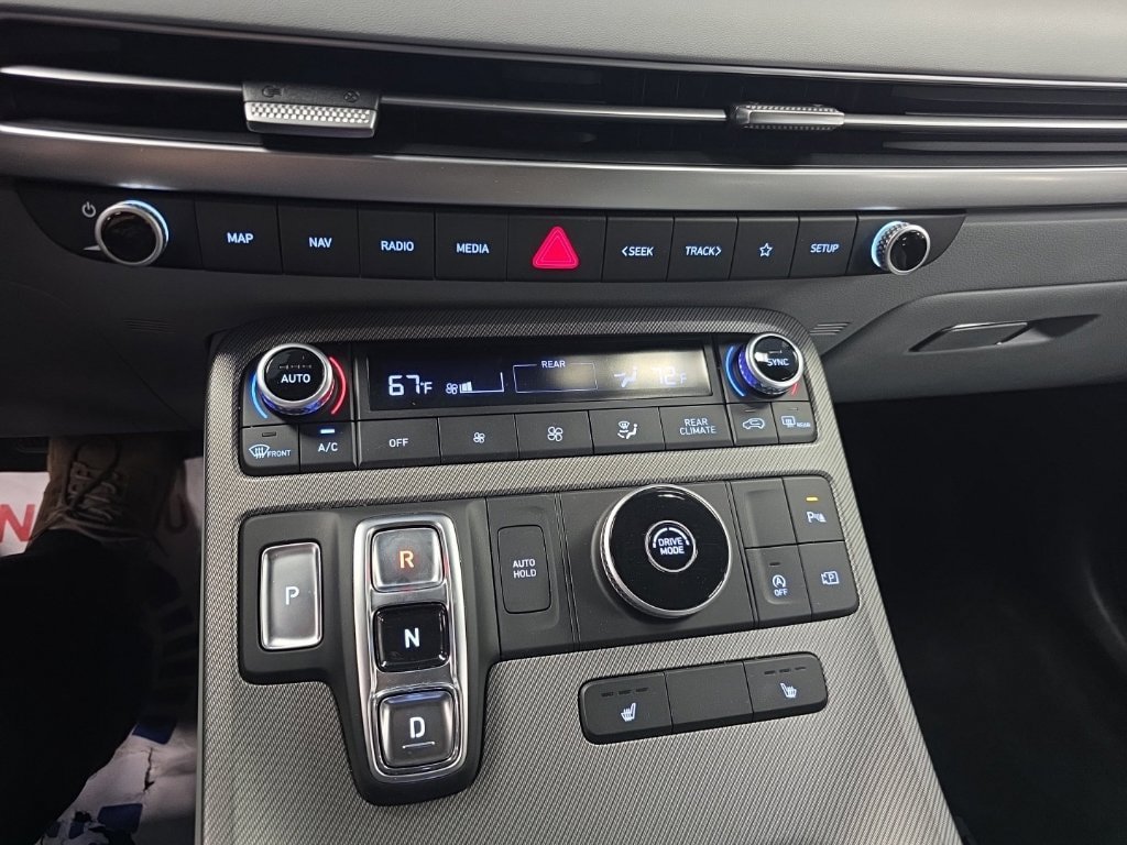 Used 2025 Hyundai Palisade SEL FWD image 17