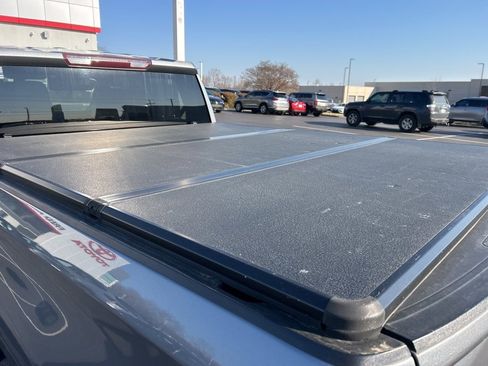 Used 2021 GMC Sierra 1500 Elevation image 8