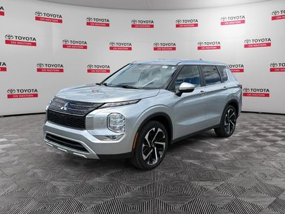 Used 2024 Mitsubishi Outlander SE