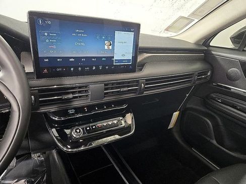 New 2026 Lincoln Corsair Grand Touring AWD/4WD image 15