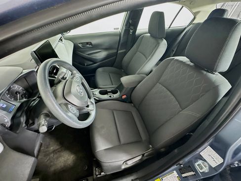 Used 2024 Toyota Corolla LE image 13