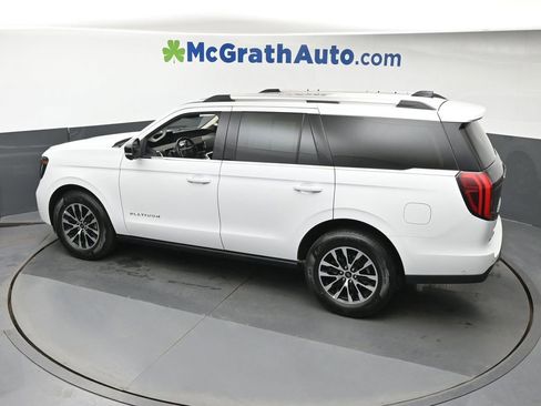 Used 2025 Ford Expedition Platinum AWD/4WD image 27