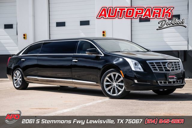 Used 2014 Cadillac XTS FWD image 1