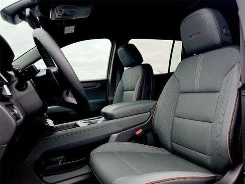 New 2025 GMC Acadia AT4 image 17