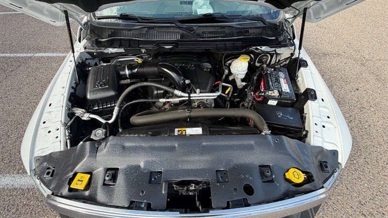 Used 2018 RAM 1500 4x4 Crew Cab w/ Chrome Appearance Group image 12