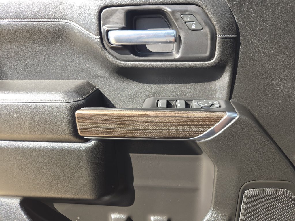 Used 2021 Chevrolet Silverado 1500 LT RWD image 25