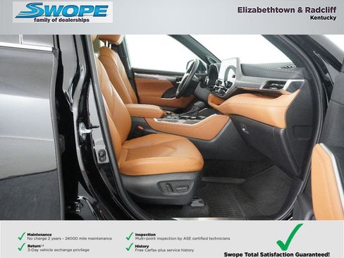 Used 2024 Toyota Highlander Platinum AWD/4WD image 9