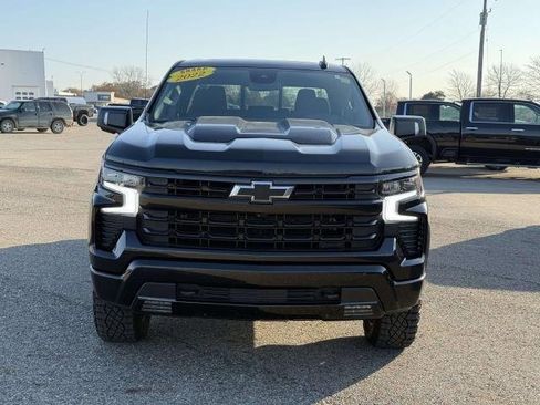Used 2022 Chevrolet Silverado 1500 LT Trail Boss w/ LT Trail Boss Premium Package image 3