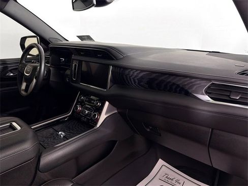 Used 2024 GMC Yukon Denali image 29