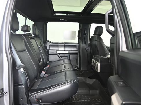 Used 2020 Ford F150 Lariat w/ Equipment Group 502A Luxury AWD/4WD image 16