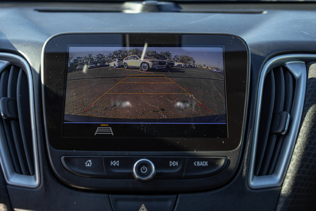 Used 2019 Chevrolet Malibu LS w/ LPO, Convenience Package 1 FWD image 17