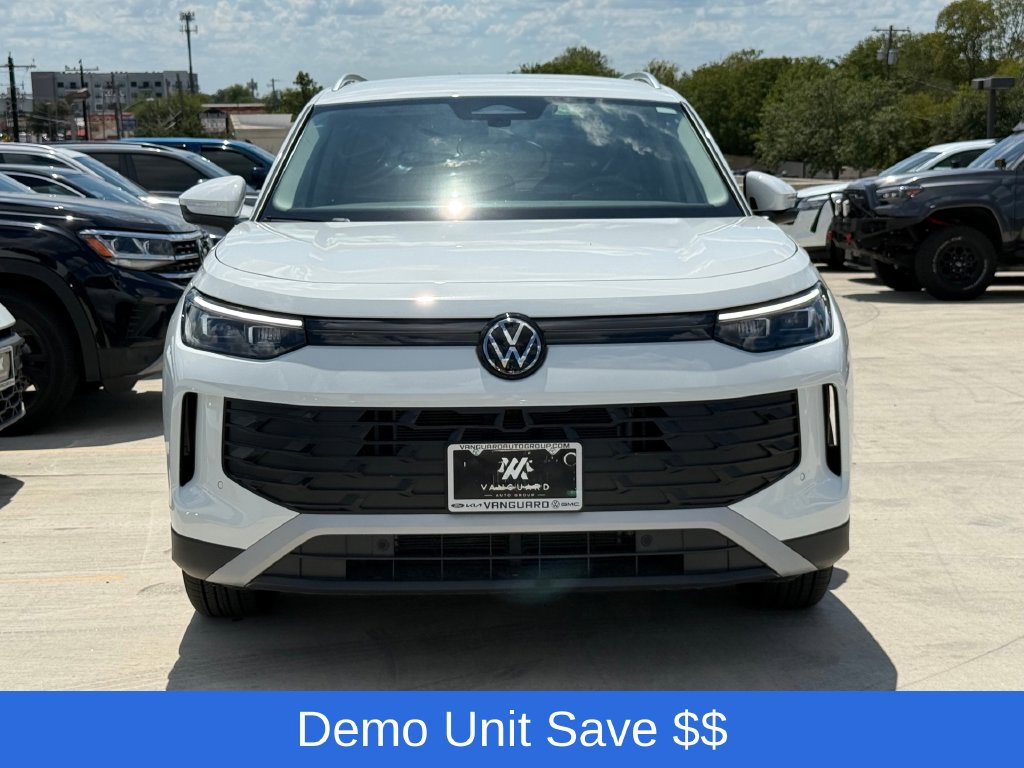 Used 2025 Volkswagen Tiguan S FWD image 3