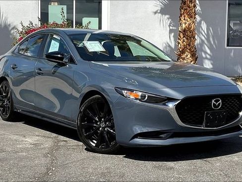 Used 2025 MAZDA MAZDA3 s image 12