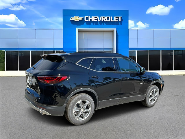 New 2026 Chevrolet Blazer LT w/ Convenience Package FWD image 4