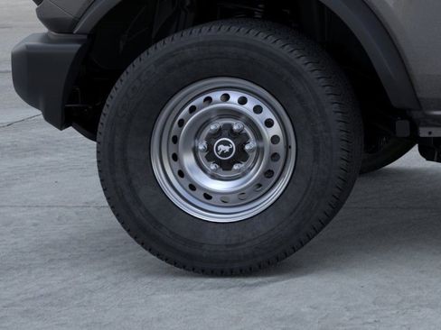 New 2025 Ford Bronco 4-Door image 21