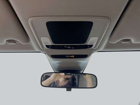 Used 2023 Honda HR-V LX image 21