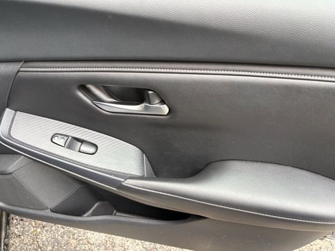 Used 2023 Nissan Sentra SV FWD image 29