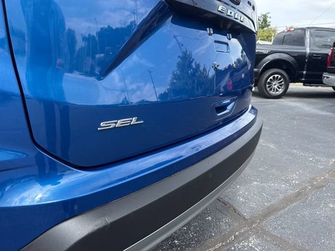 Used 2024 Ford Edge SEL w/ Convenience Package AWD/4WD image 11