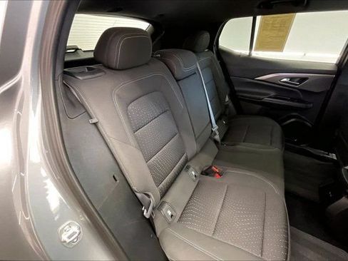 Used 2025 Chevrolet Equinox EV LT w/ Comfort Package AWD/4WD image 17