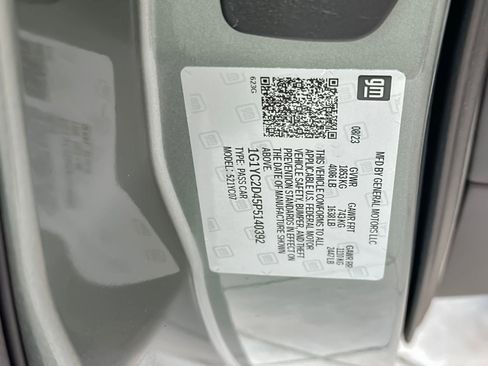 Used 2023 Chevrolet Corvette Stingray w/ Z51 Performance Package image 26