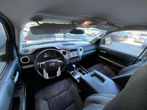 Used 2016 Toyota Tundra SR5 w/ SR5 Upgrade Package image 16