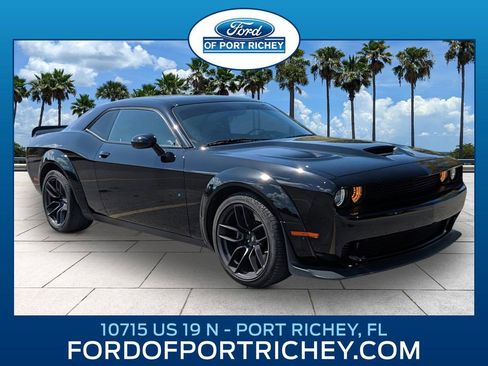 Used 2019 Dodge Challenger R/T Scat Pack image 1