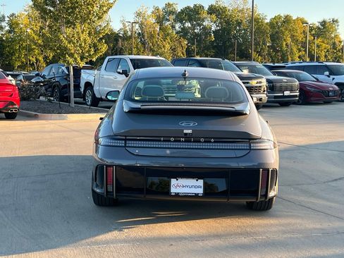 New 2025 Hyundai Ioniq 6 SEL image 10