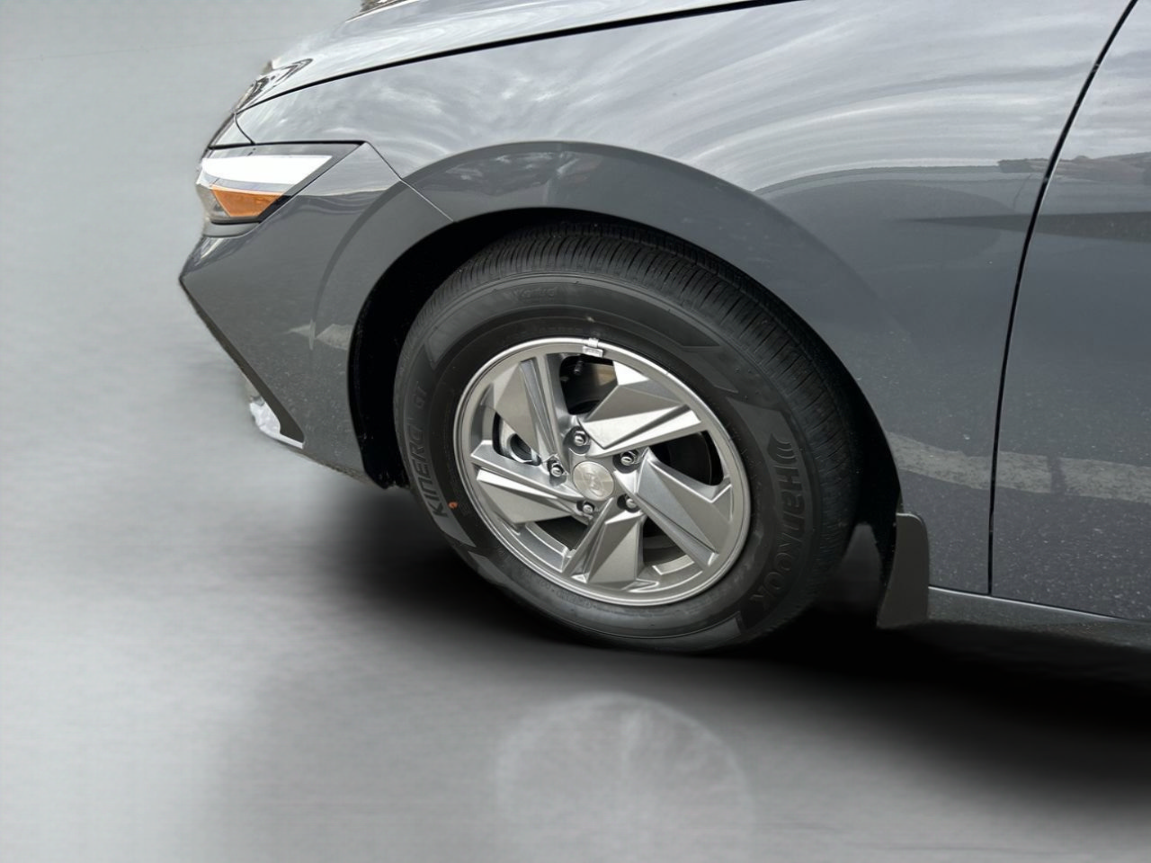 New 2026 Hyundai Elantra SEL Sport Premium FWD image 34