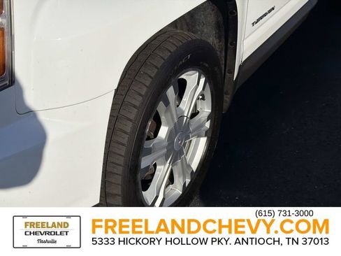 Used 2016 GMC Terrain SLE w/ Chrome Edition image 9