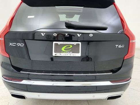 Used 2021 Volvo XC90 T6 Inscription w/ Climate Package image 12