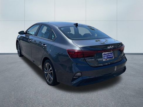 Used 2023 Kia Forte LXS FWD image 4