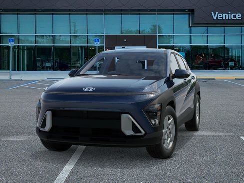 New 2027 Hyundai Kona SE FWD image 6