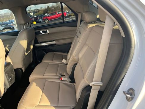 Used 2023 Ford Explorer XLT w/ Equipment Group 202A image 21