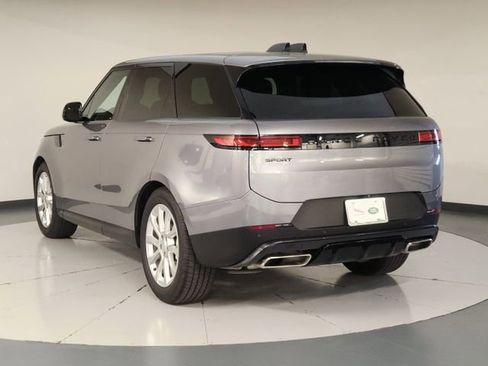 Used 2025 Land Rover Range Rover Sport SE AWD/4WD image 6