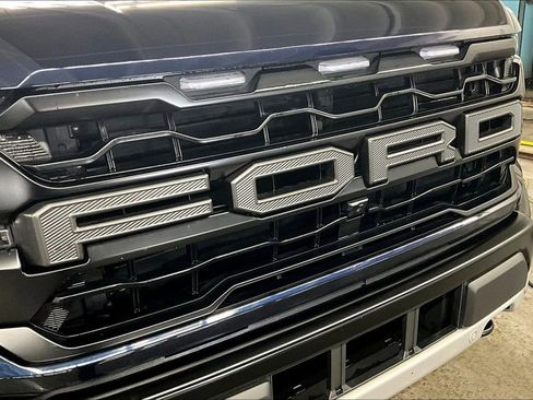 Used 2025 Ford F150 Raptor AWD/4WD image 33