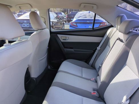 Used 2018 Toyota Corolla LE image 13